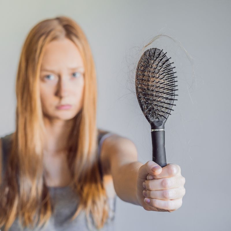 kako spriječiti opadanje kose kod žena